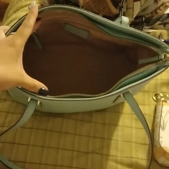 Purses - Picture 5 of 5